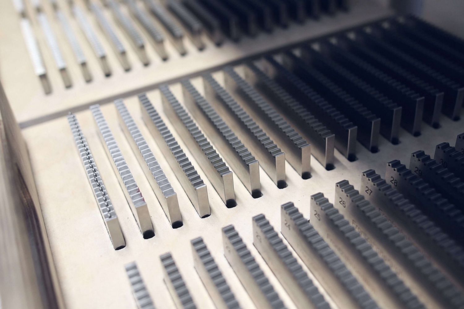 Apparaturen & Medizin­technik CH. Büter in Rieste