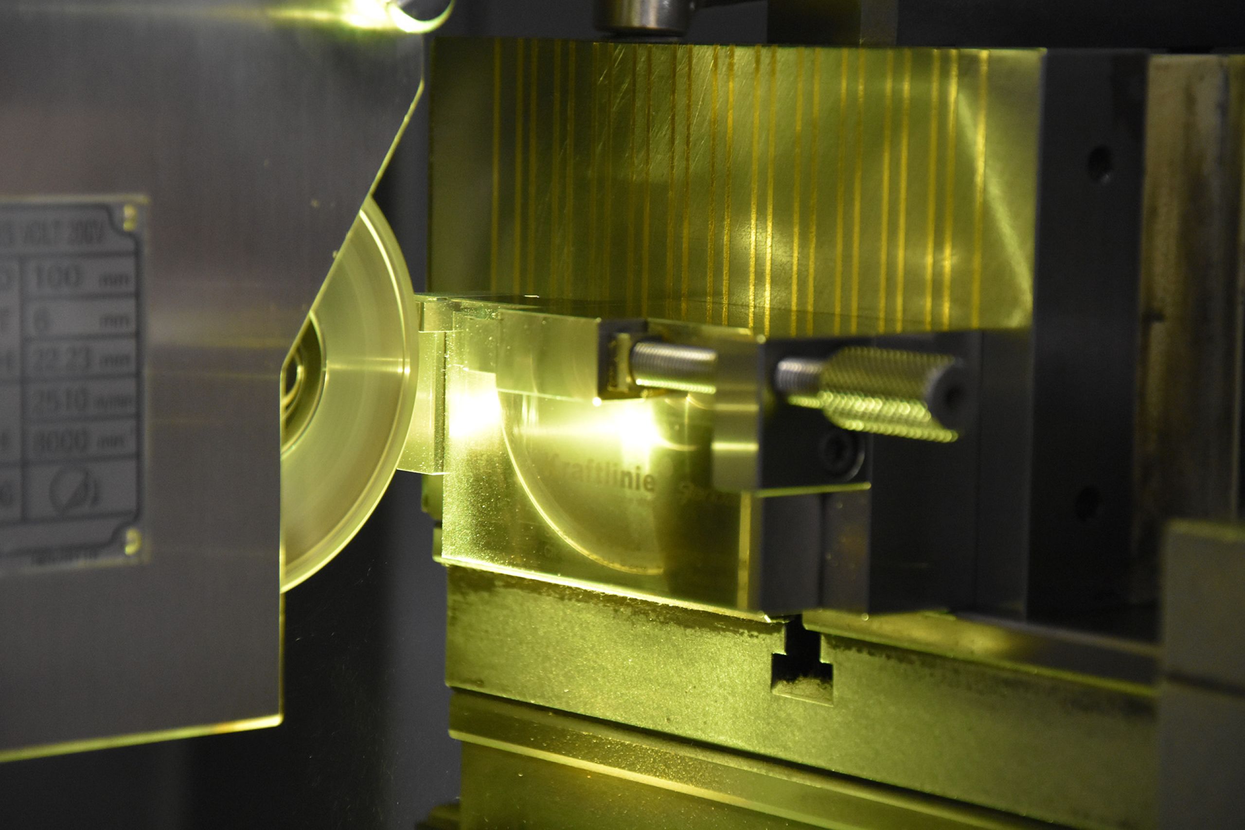 Werkzeugbaumaschinen CH. Büter in Rieste